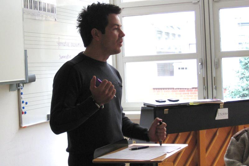 Dušan Milenković teaching a drum class